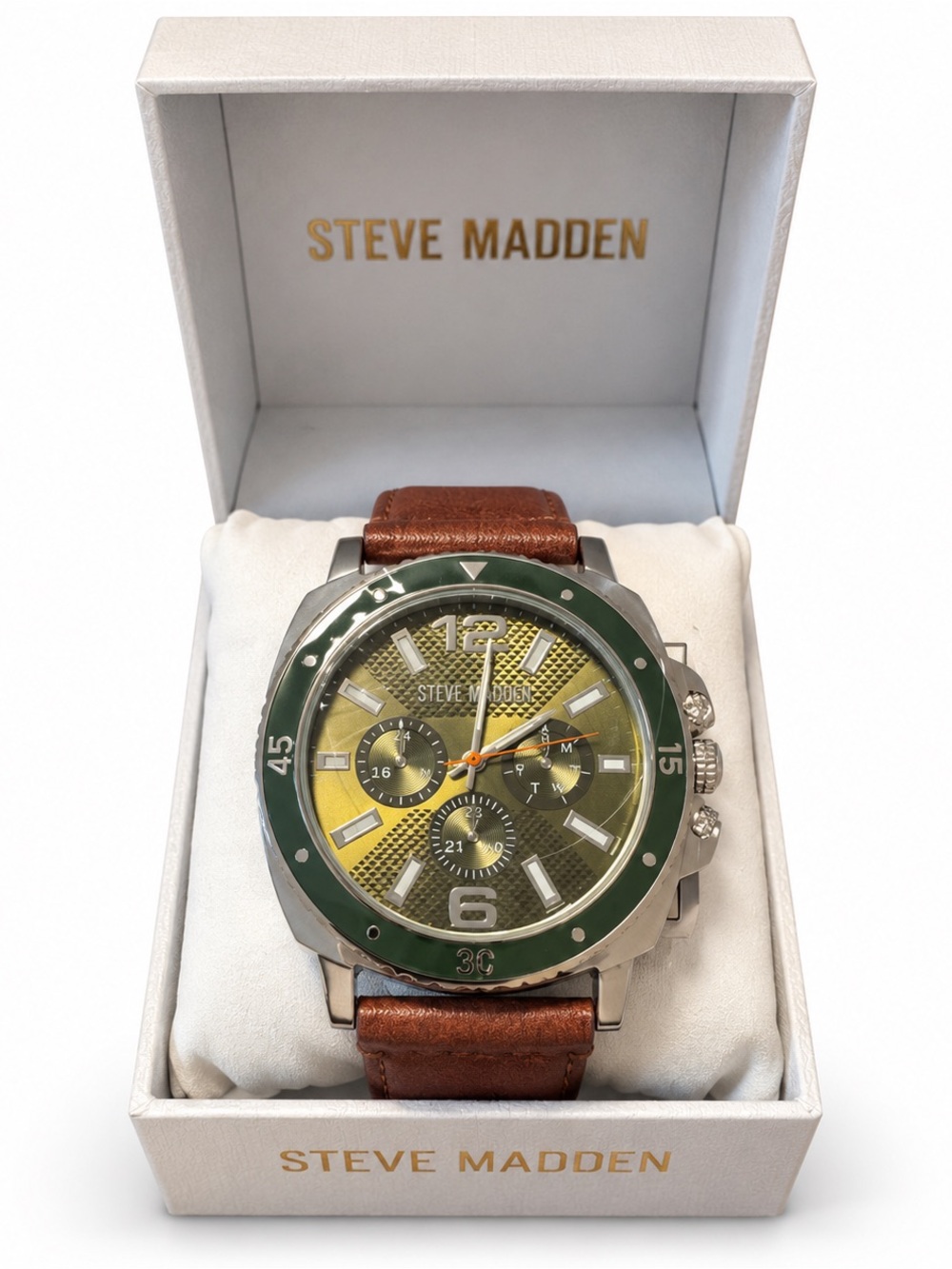 Steve Madden Men’s Chronograph Watch Green Bezel Brown Leather Strap